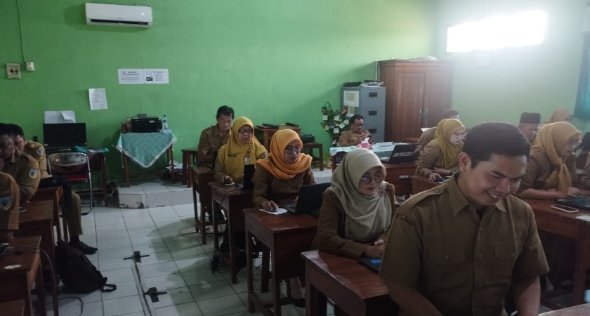 Penguatan Mutu Pendidik, SMP Negeri 1 Papar Laksanakan Profiling Guru Kabupaten Kediri