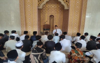 Pondok Ramadan: Meningkatkan Spiritualitas dan Kepedulian Sosial di SMPN 1 Papar